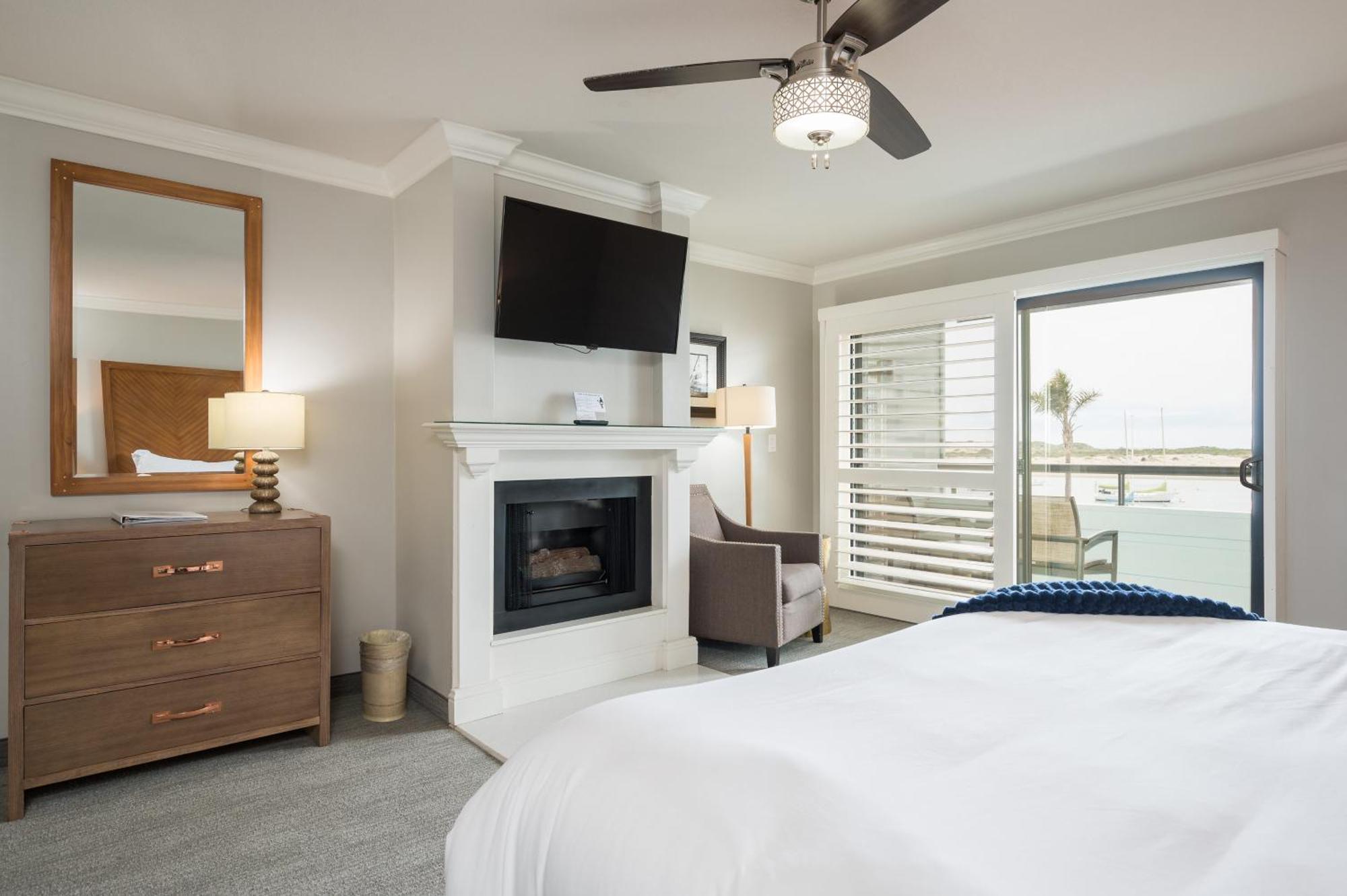 456 Embarcadero Inn & Suites Морро Бей Экстерьер фото